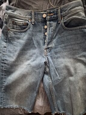 The Feel Studio Bermuda Short